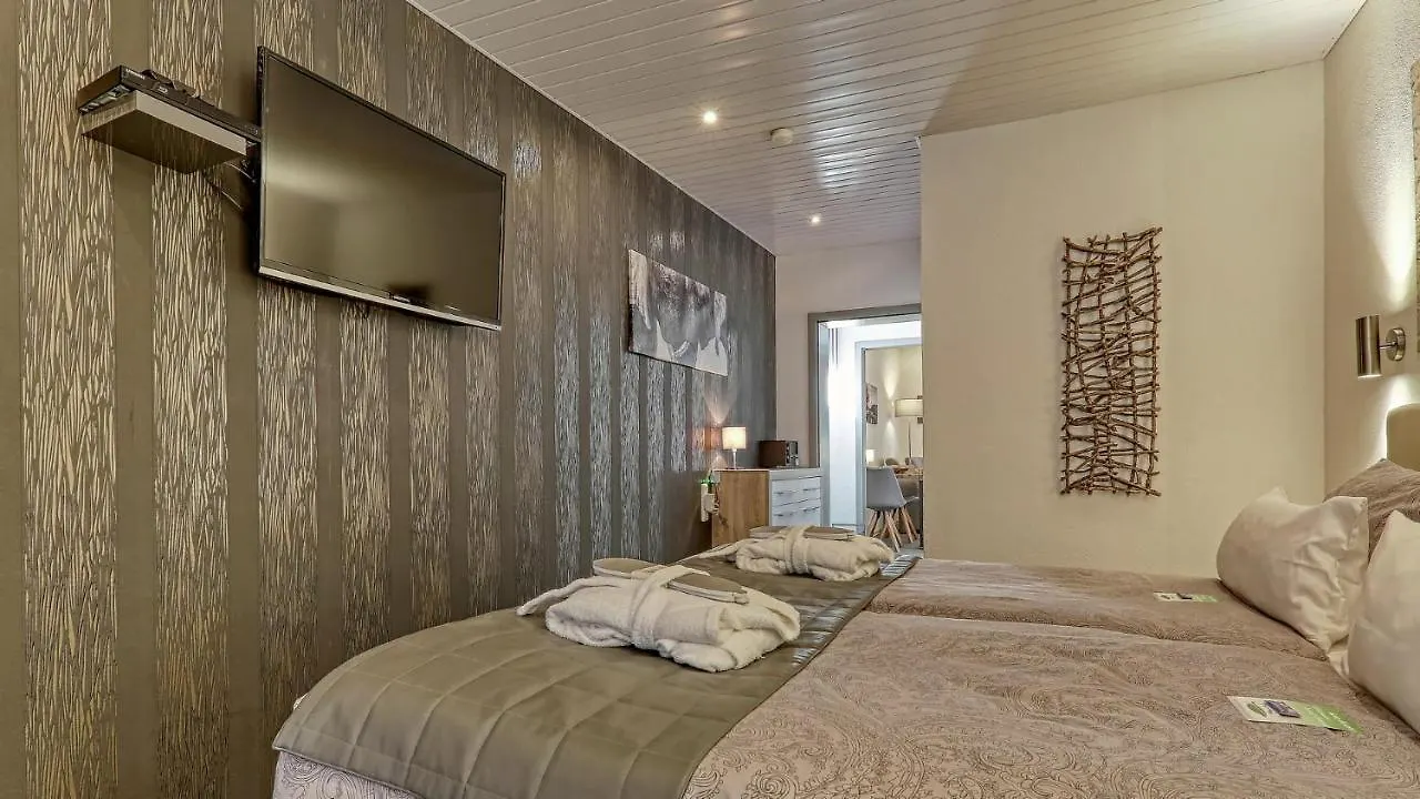 Suit' & Fruehstueck Zum Latschen - Adults Only Mauth