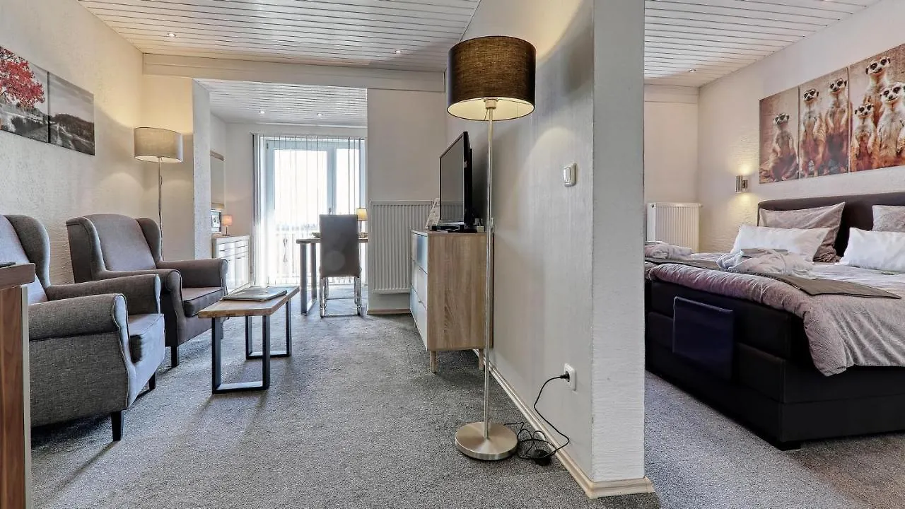 Hotel Suit' & Fruehstueck Zum Latschen - Adults Only Mauth